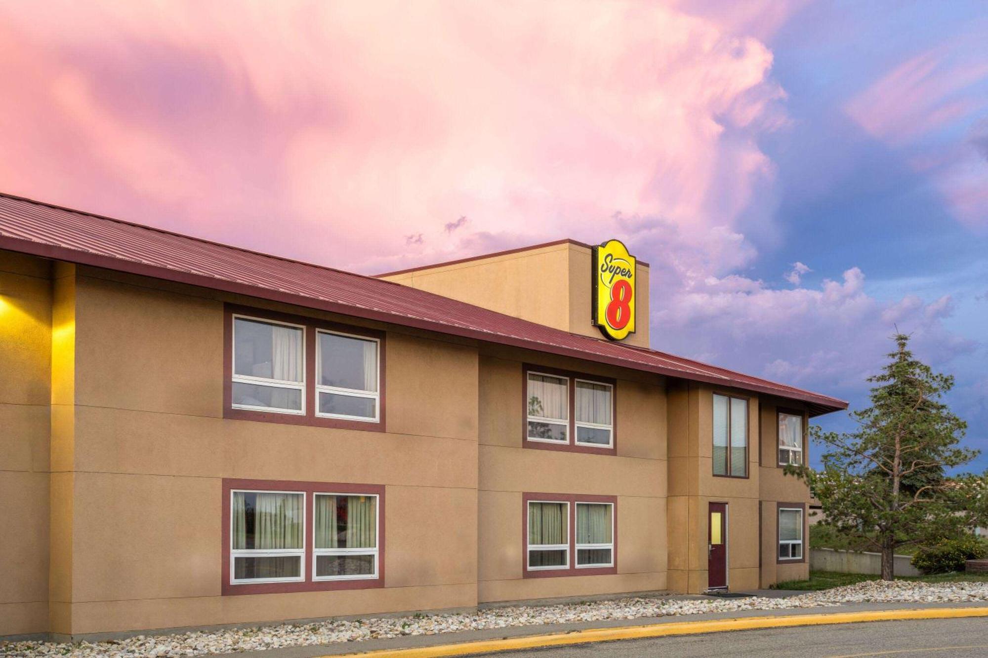 Super 8 By Wyndham Sherwood Park/Edmonton Area Exterior foto